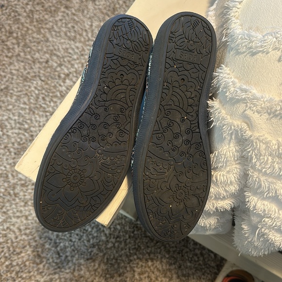 9 Bobs - Picture 2 of 2